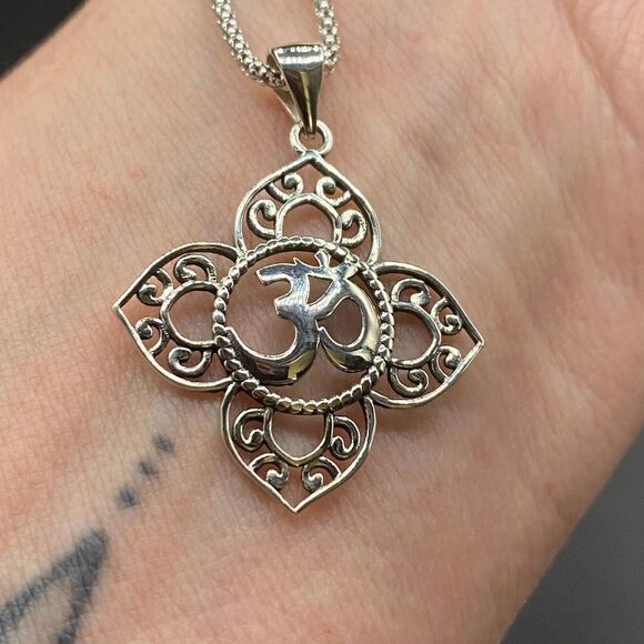 Om Religious Symbols Sterling Silver Pendant Necklace - Picture 4 of 5